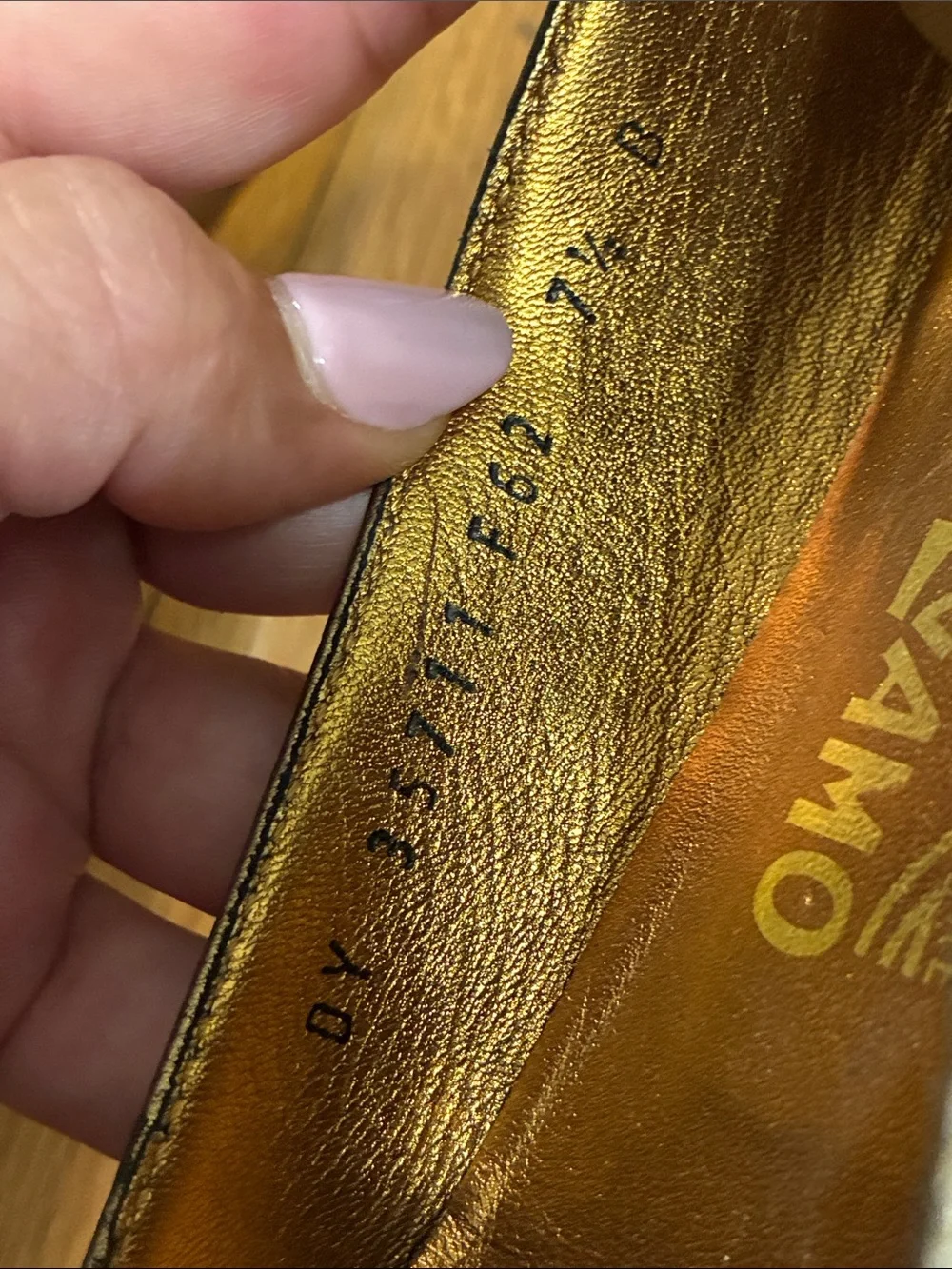Salvatore Ferragamo Metallic Gold Leather Loafers size 7.5 like new Authentic